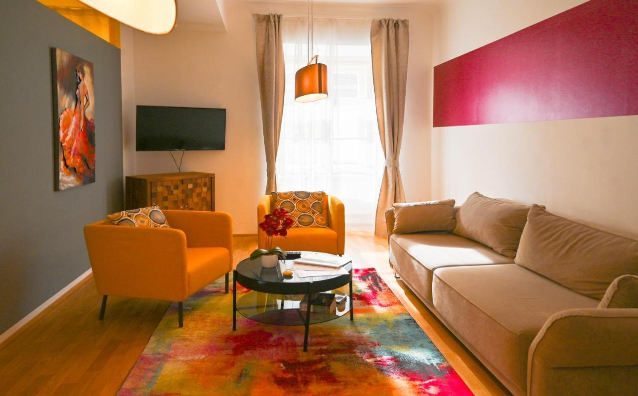 Delightful Hofburg Apartament Viena